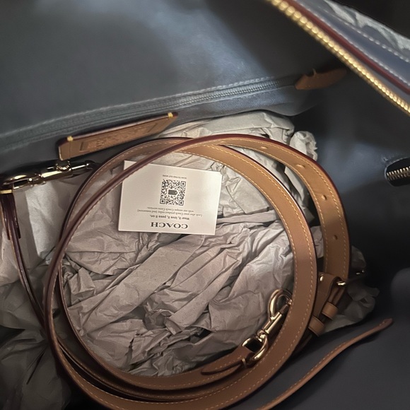 Rowan Large Satchel Bag In Signature Canvas - Picture 10 of 11